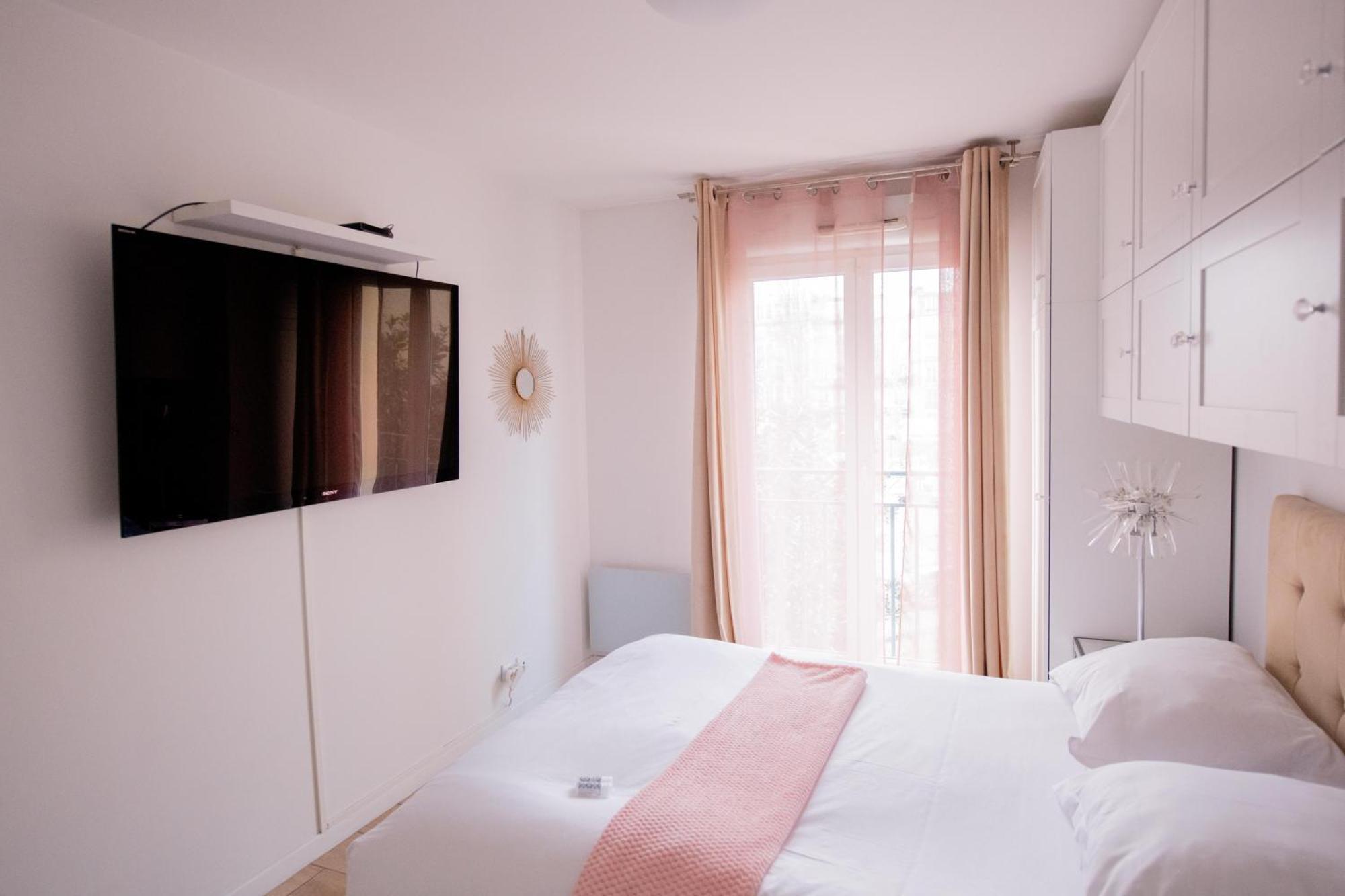 Apartmán Elise De Roche Equipe Balcon Parking Rer B Le Bourget Exteriér fotografie